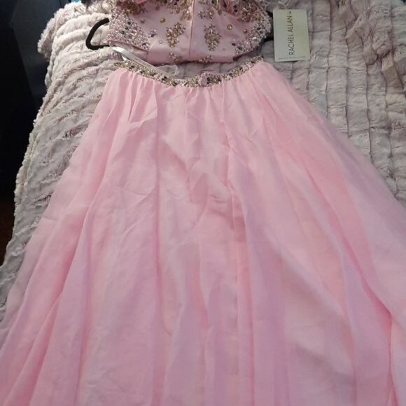 Rachel Allen 7220 Piece High Neck Racerback Beaded Crop Top Chiffon Skirt Size 2 - Picture 6 of 14